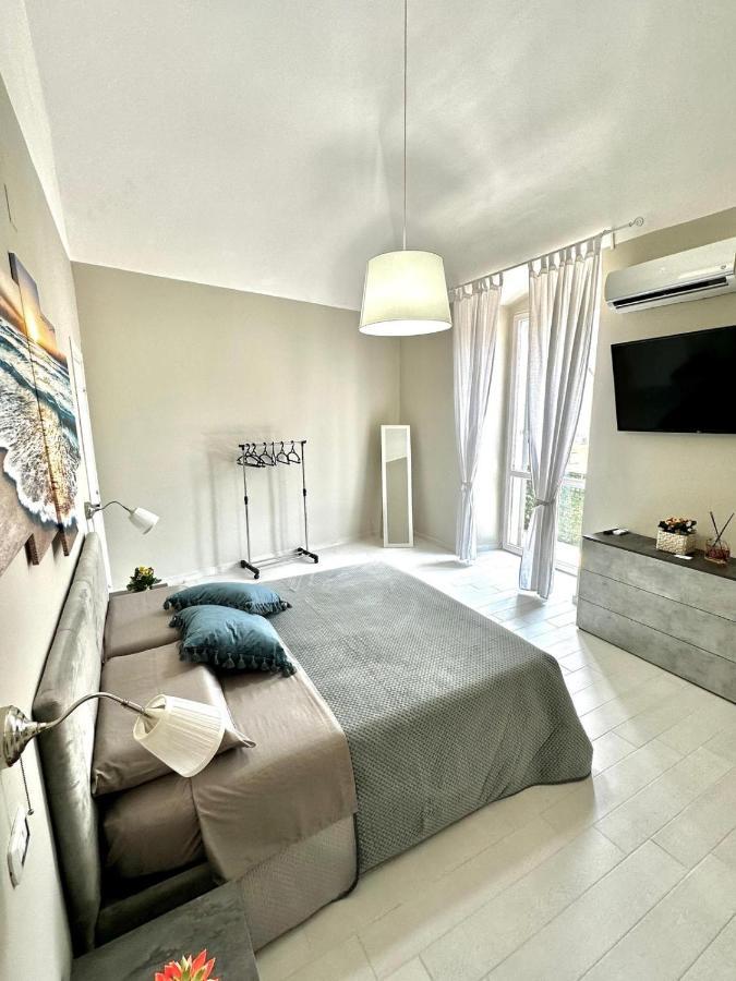 B&B La Reggia Del Sol Трани Екстериор снимка