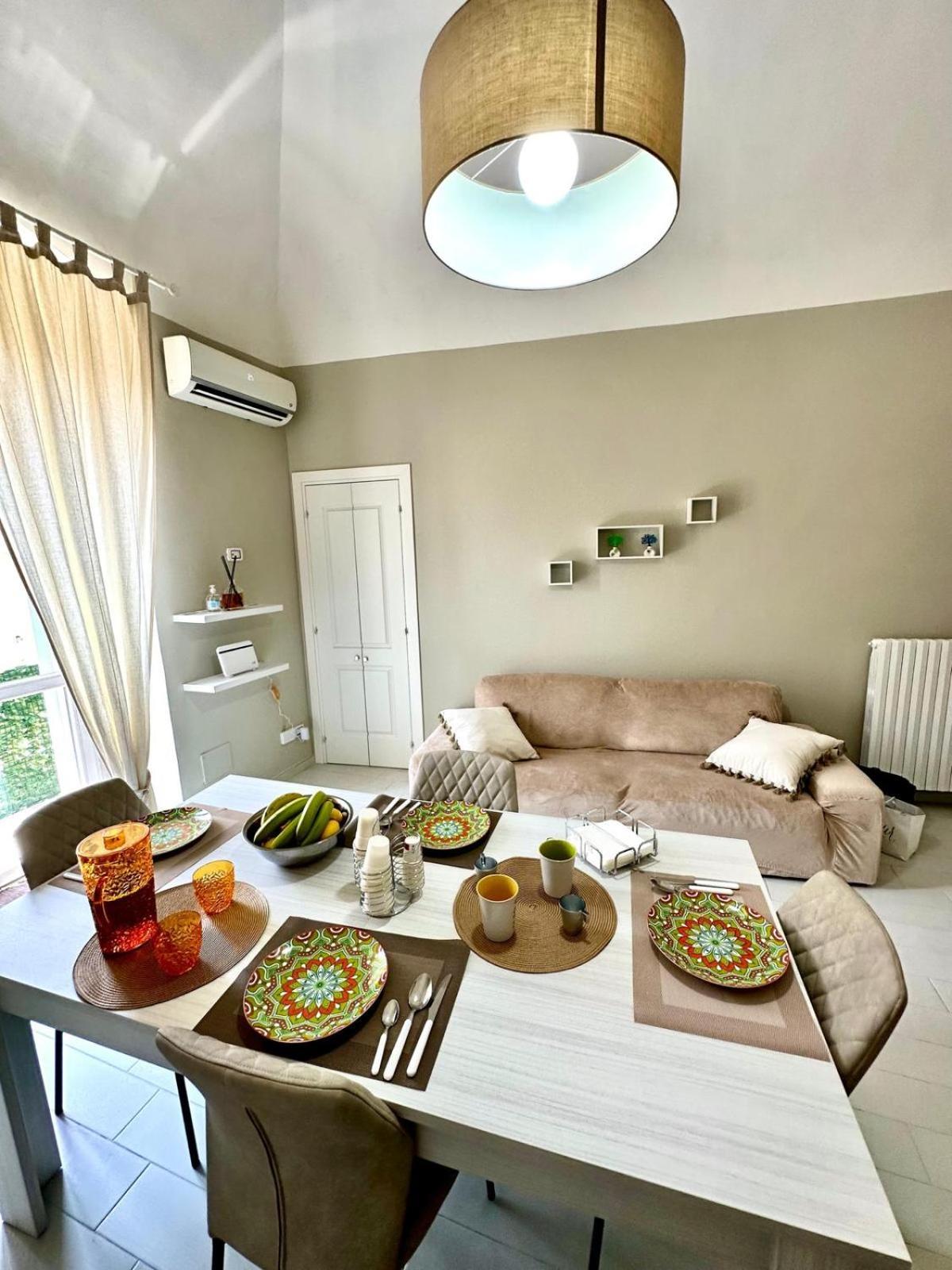 B&B La Reggia Del Sol Трани Екстериор снимка